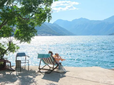 Prodaja, dvosoban stan, 85m², Dobrota, Kotor - image 17