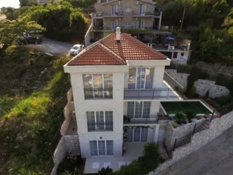 Prodaja, kuća, 190m², Budva, Crna Gora