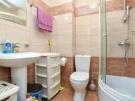 Izdavanje, dvosoban stan, 50m², Budva, Crna Gora - image 18