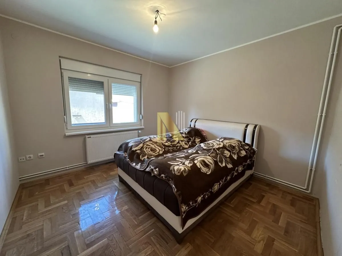 Prodaja, kuća, 175m², Centar, Zrenjanin