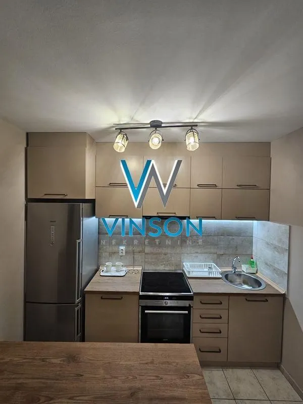 Izdavanje, jednosoban stan, 45m², Rotkvarija, Novi Sad Sve Podlokacije