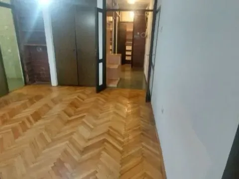 Sale, two bedroom apartment, 70m², Podgorica, Crna Gora - image 5