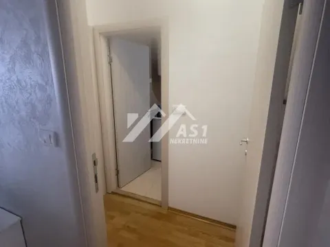Izdavanje, dvosoban stan, 54m², Centar, Novi Sad - image 8
