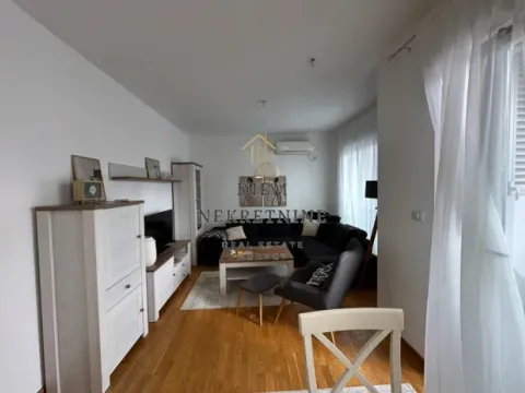 Rent, one bedroom apartment, 51m², City Kvart, Podgorica - image 6