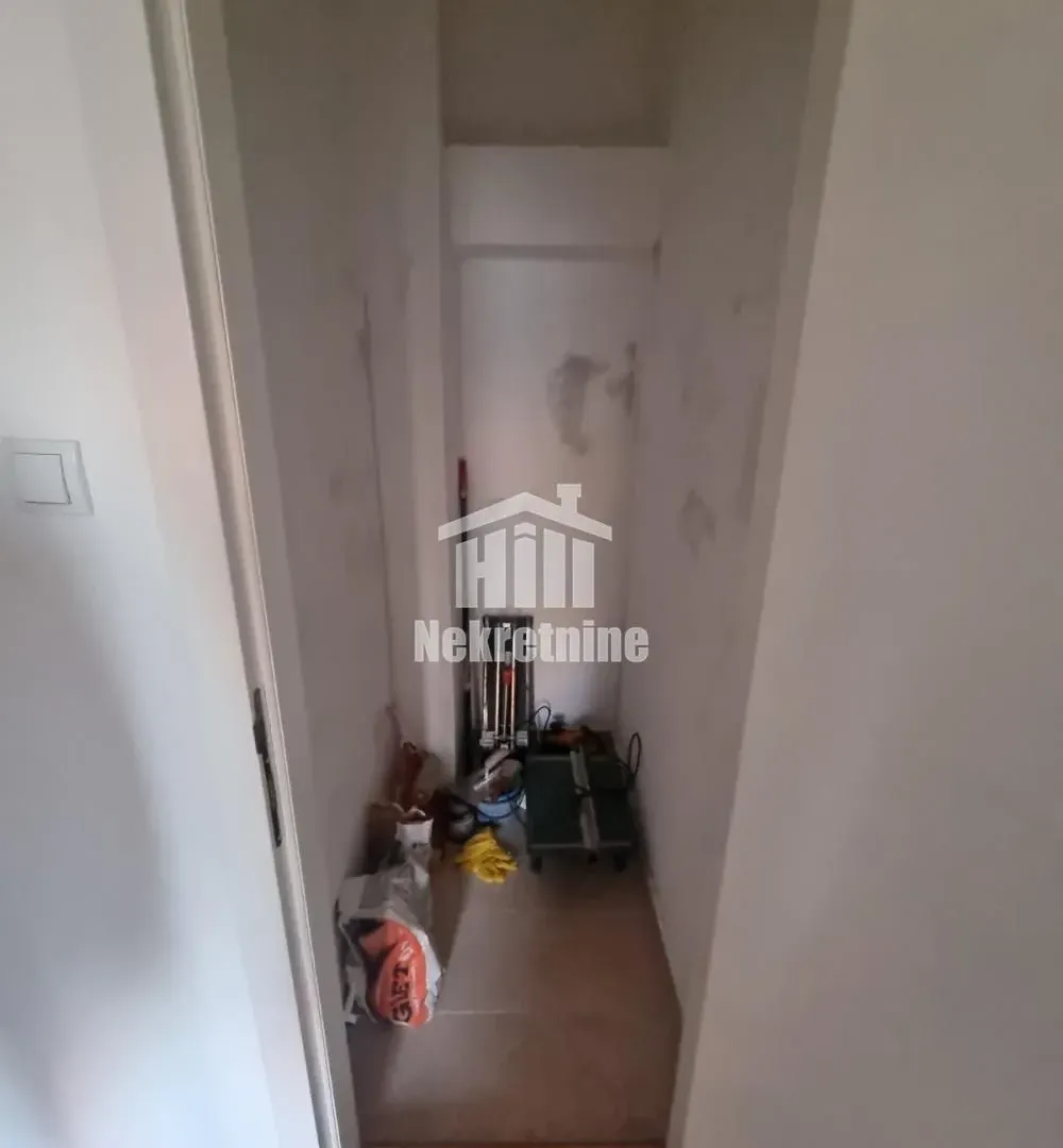 Sale, two bedroom apartment, 58m², Zemun Cara Dušana, Zemun Sve Podlokacije