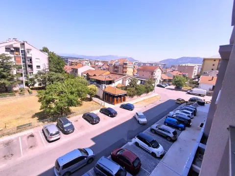 Rent, apartment, 46m², Stari Aerodrom, Podgorica - image 14