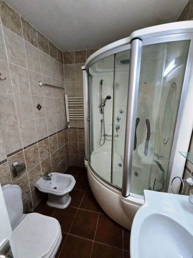 Prodaja, dvosoban stan, 78m², Duvanište, Niš