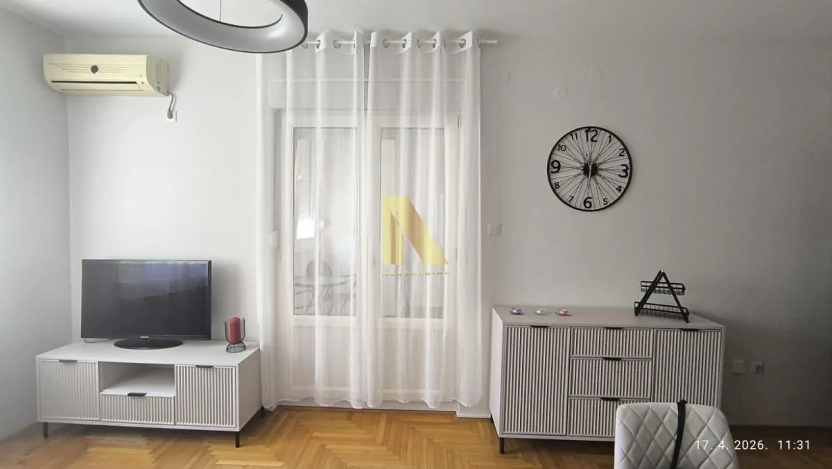 Izdavanje, dvosoban stan, 43m², Grbavica, Novi Sad Sve Podlokacije
