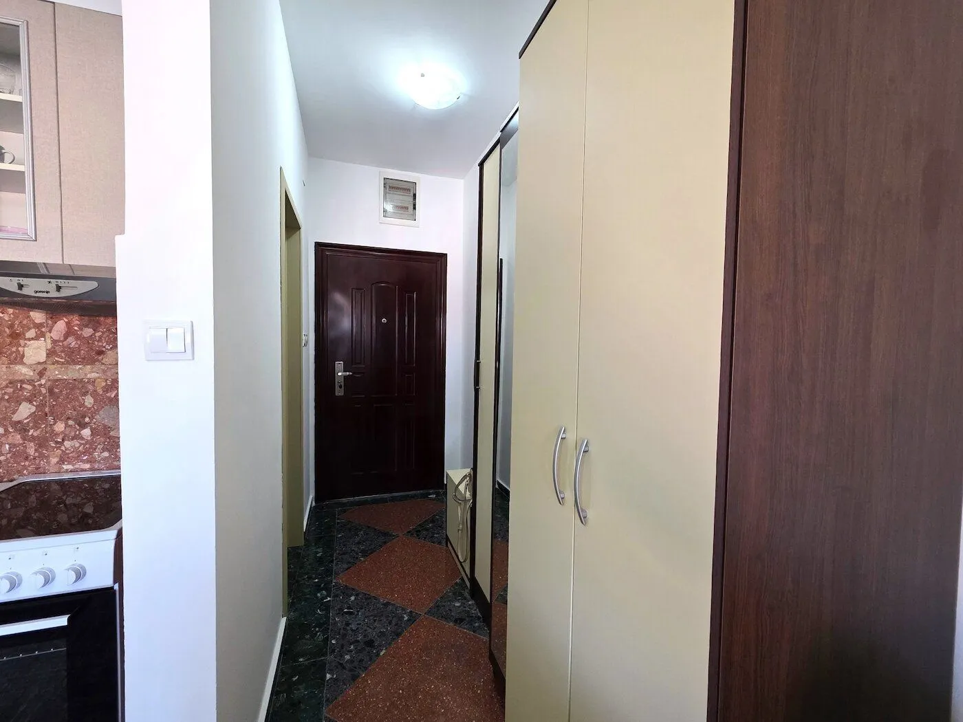 Izdavanje, garsonjera, 28m², City Kvart, Podgorica