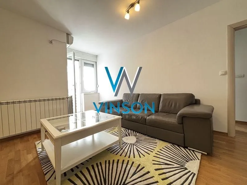 Izdavanje, jednosoban stan, 54m², Centar, Novi Sad