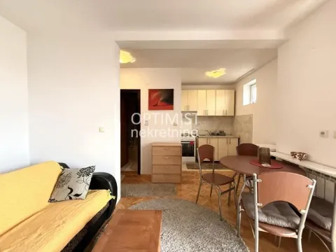 Rent, apartment, 28m², Zvezdara Sve Podlokacije, Beograd - image 2