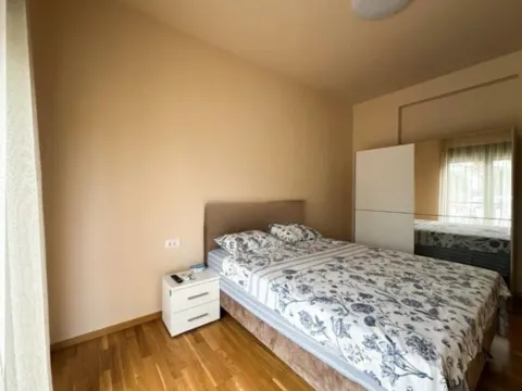 Izdavanje, dvosoban stan, 76m², Dalmatinska ulica, Podgorica - image 7