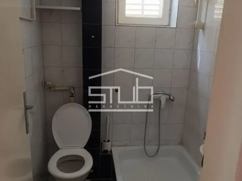 Izdavanje, kuća, 200m², Filmski Grad, Beograd - image 7