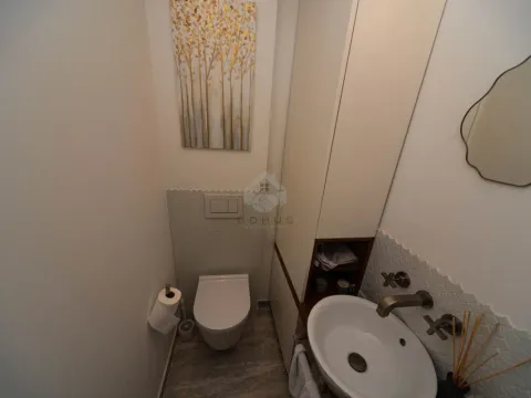 Prodaja, trosoban stan, 122m², Centar, Podgorica - image 18