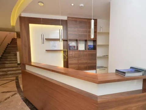 Izdavanje, ugostiteljski objekat, 1030m², Centar, Budva - image 3