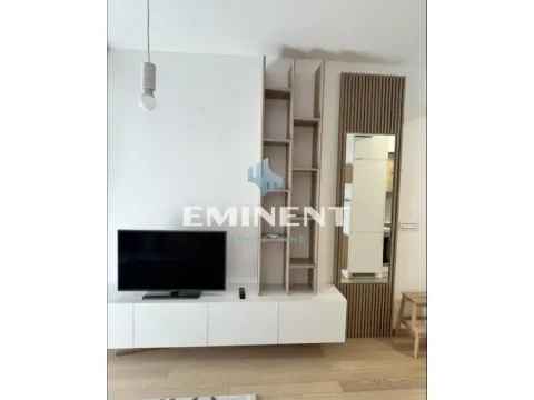 Izdavanje, dvosoban stan, 45m², Lipov Lad, Zvezdara Sve Podlokacije - image 2