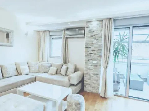 Izdavanje, trosoban stan, 68m², Košutnjak, Beograd - image 2