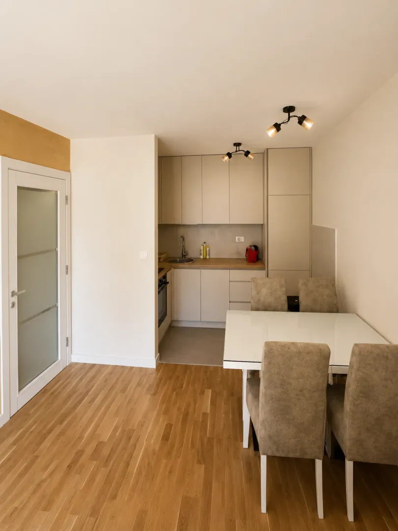 Rent, one bedroom apartment, 42m², Pobrežje, Podgorica