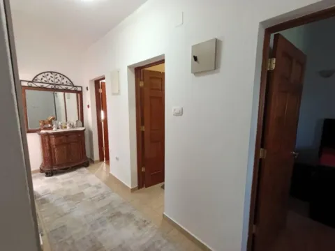 Sale, house, 200m², Donja Gorica, Podgorica - image 11