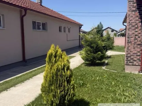 Prodaja, kuća, 90m², Centar, Stara Pazova - image 15