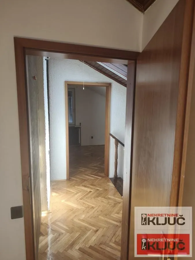Prodaja, trosoban stan, 73m², Sajmište, Novi Sad