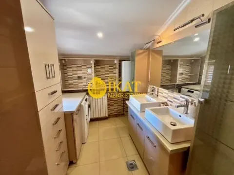 Sale, two bedroom apartment, 76m², Centar Sve Podlokacije, Beograd - image 15
