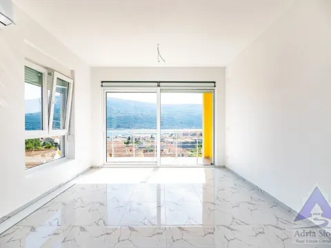 Prodaja, dvosoban stan, 69m², Đenovići, Herceg Novi - image 2