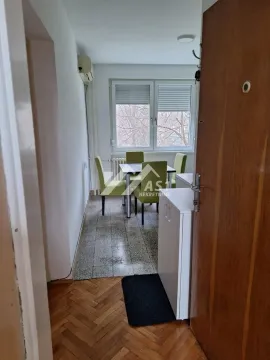 Izdavanje, jednosoban stan, 30m², Banatić, Novi Sad Sve Podlokacije - image 4