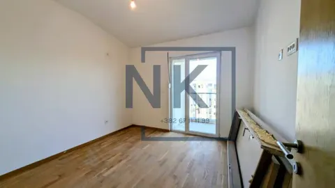 Prodaja, dvosoban stan, 72m², Stari Aerodrom, Podgorica - image 5
