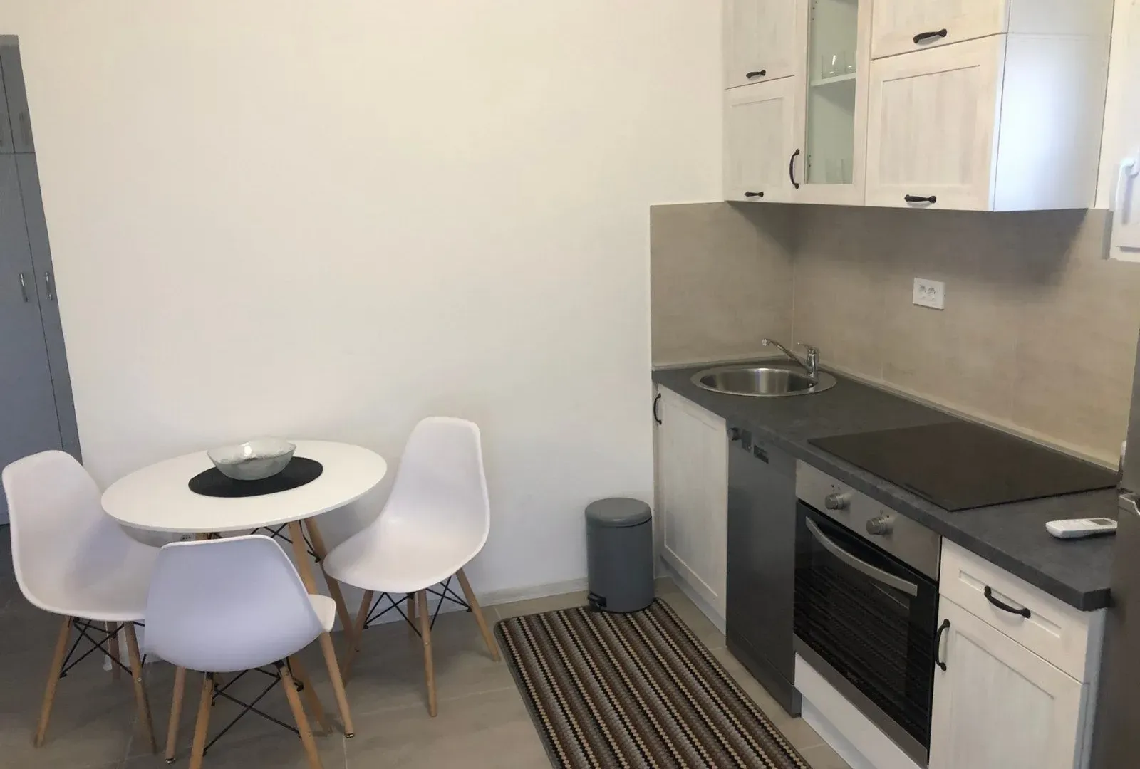 Izdavanje, stan, 29m², Tološi, Podgorica