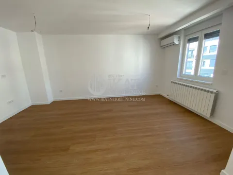 Prodaja, stan, 162m², Dušanovac, Voždovac Sve Podlokacije - image 4