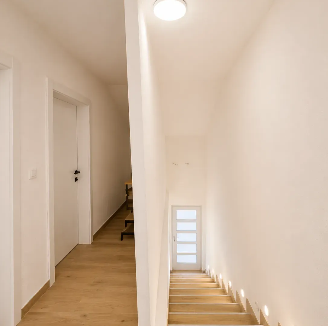 Rent, two bedroom apartment, 90m², Donja Gorica, Podgorica
