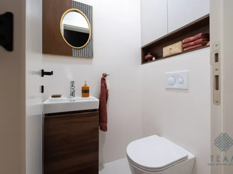 Prodaja, dvosoban stan, 80m², Gornja Gorica, Podgorica - image 18