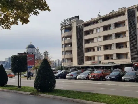 Rent, two bedroom apartment, 90m², Preko Morače, Podgorica - image 10