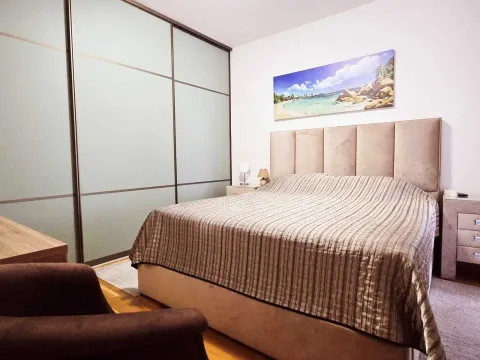 Rent, three bedroom apartment, 101m², Centar, Bar - image 7