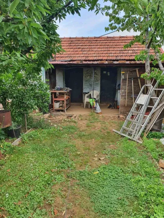 Sale, house, 92m², Tološi, Podgorica