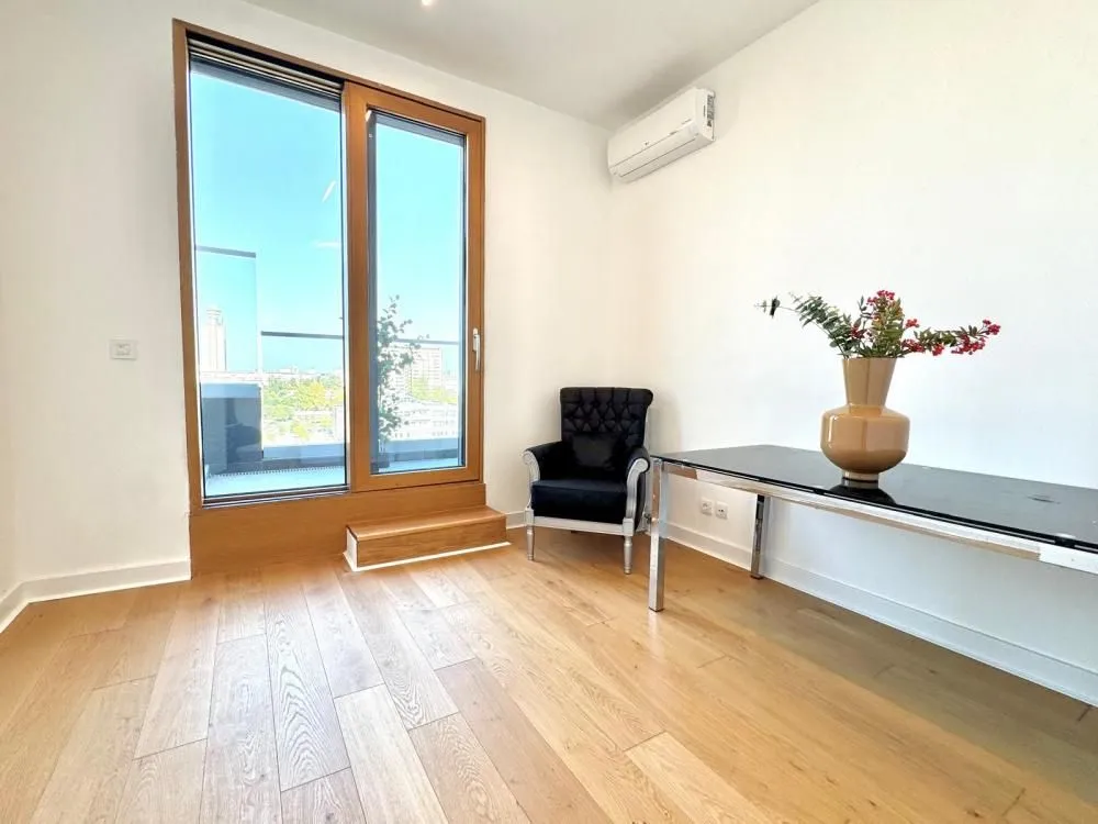 Prodaja, četvorosoban stan, 125m², Novi Beograd Blok 65, Novi Beograd Sve Podlokacije