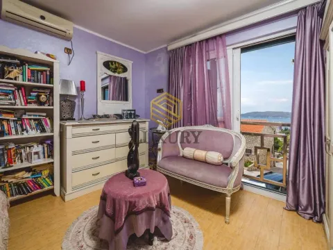 Rent, house, 230m², Bečići, Budva - image 6