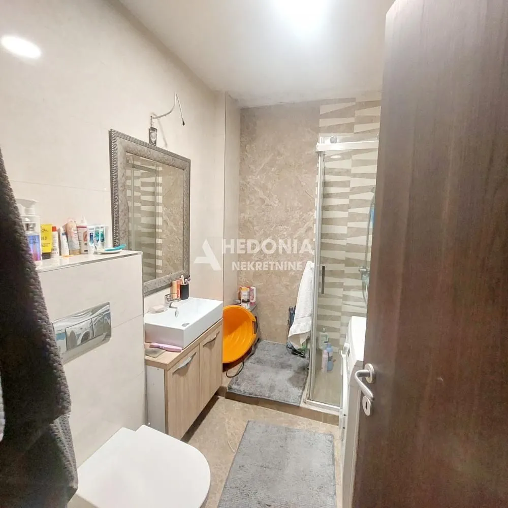 Sale, four bedroom apartment, 106m², Višnjička Banja, Palilula Sve Podlokacije