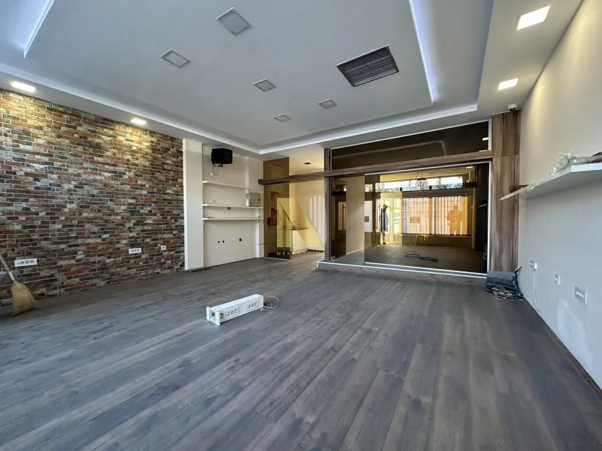 Sale, office space, 116m², Novo naselje, Novi Sad