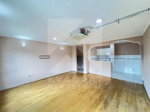 Rent, two bedroom apartment, 69m², Ljubović, Podgorica - image 1