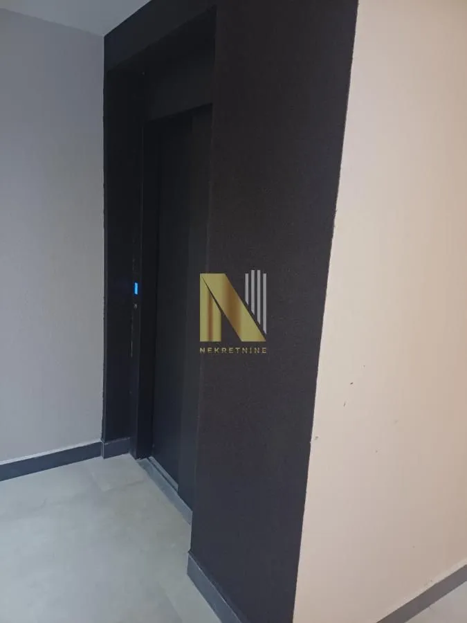 Prodaja, garsonjera, 25m², Novo naselje, Novi Sad
