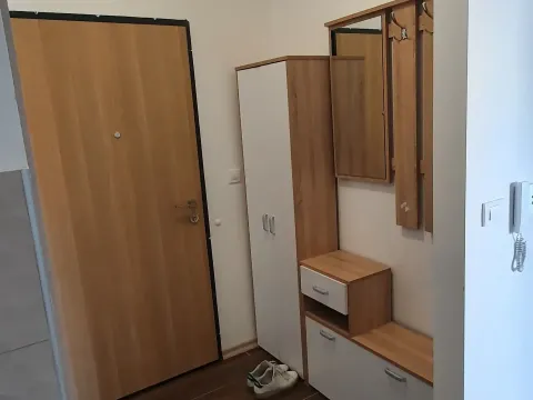 Sale, studio apartment, 30m², Pobrežje, Podgorica - image 4