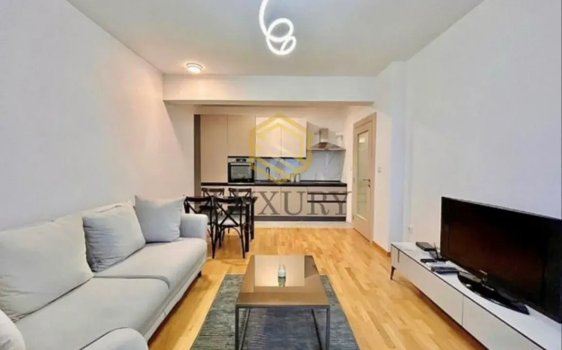 Izdavanje, jednosoban stan, 49m², Stara Varoš, Podgorica