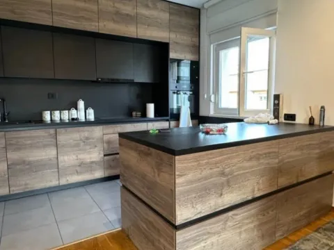 Izdavanje, dvosoban stan, 120m², City Kvart, Podgorica - image 4