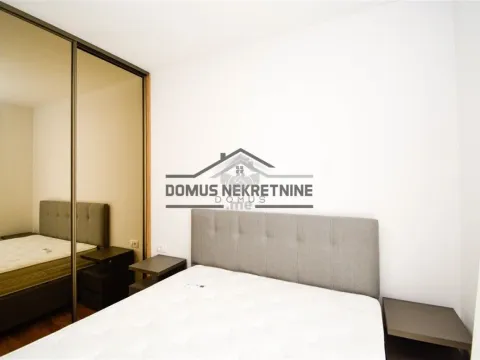 Izdavanje, jednosoban stan, 45m², New City, Podgorica - image 6