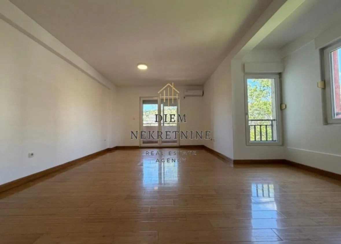 Rent, three bedroom apartment, 107m², Vezirov Most, Podgorica