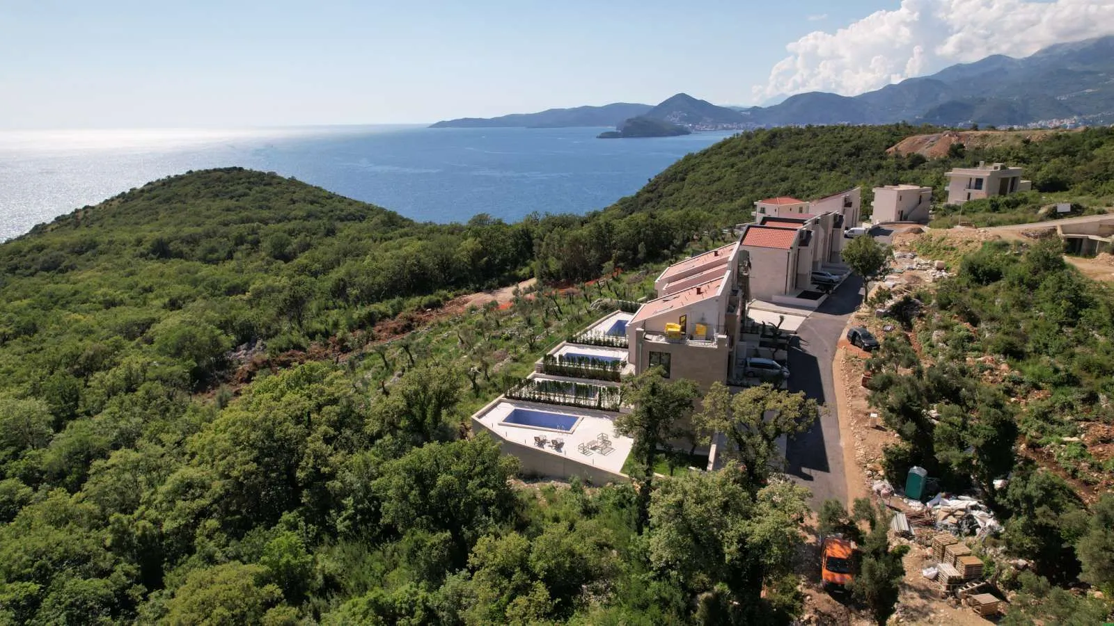 Sale, house, 220m², Rijeka Reževići, Budva