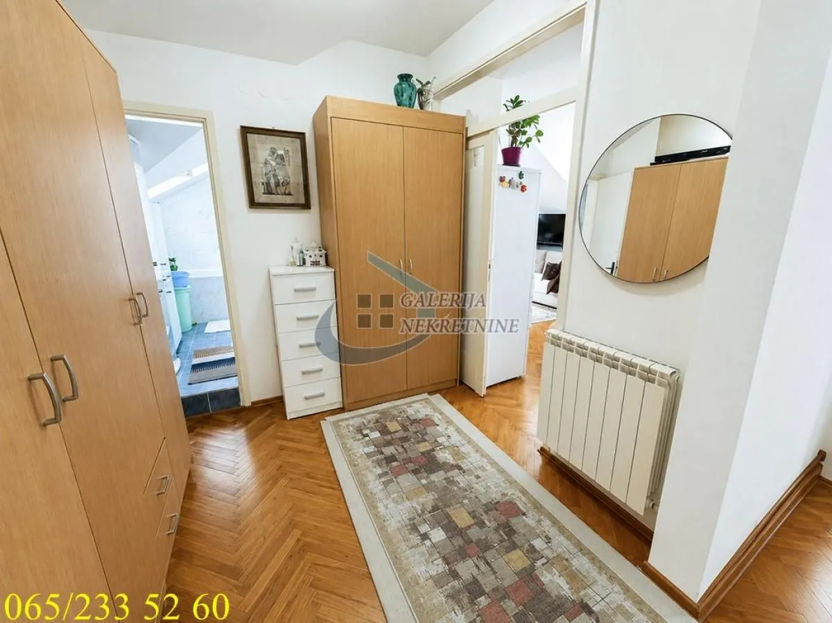 Prodaja, dvosoban stan, 55m², Labudovo Brdo, Beograd