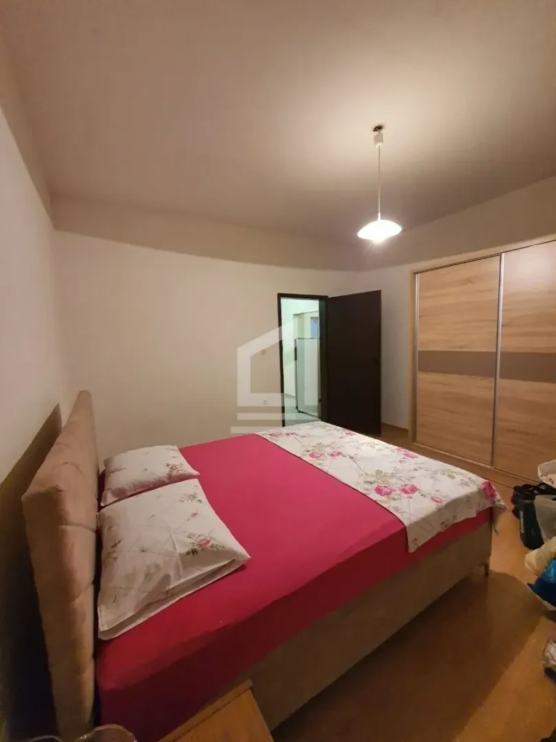 Rent, three bedroom apartment, 80m², Centar, Bar